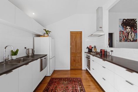 Photo of property in 290 Papanui Road, Merivale, Christchurch, 8052