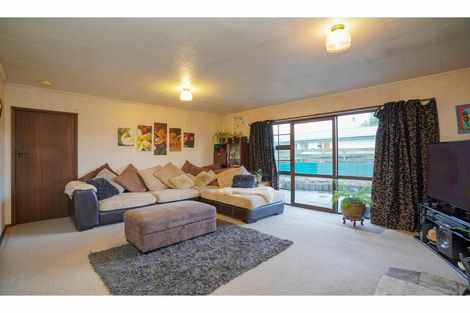 Photo of property in 94 Dunbeath Crescent, Kew, Invercargill, 9812