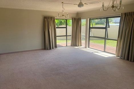 Photo of property in 204 Auckland Road, Greenmeadows, Napier, 4112