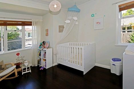 Photo of property in 1/35 Tirotai Crescent, Westmere, Auckland, 1022