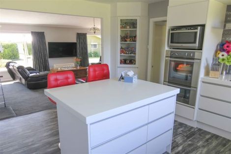 Photo of property in 35 Bay View Road, Woodend, Invercargill, 9877