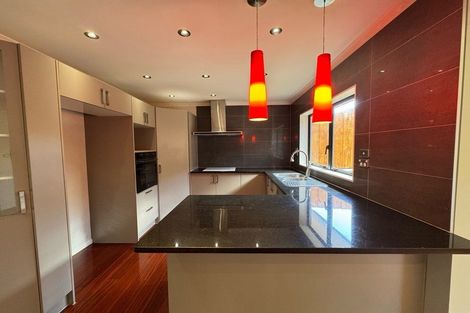 Photo of property in 14a Saralee Drive, Manurewa, Auckland, 2105