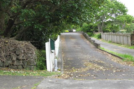 Photo of property in 10 Ambury Road, Mangere Bridge, Auckland, 2022