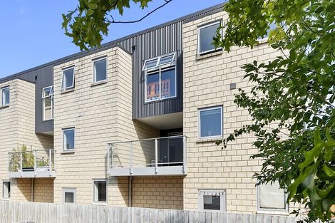 Photo of property in 4/9 Vialou Street, Hamilton Central, Hamilton, 3204