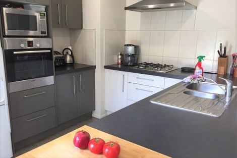 Photo of property in 16 Herries Lane, Lake Hayes, Queenstown, 9304