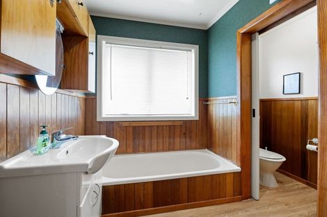 Photo of property in 4 Somme Crescent, Hillcrest, Hamilton, 3216