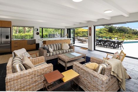 Photo of property in 26 Estuary Views, Shelly Park, Auckland, 2014