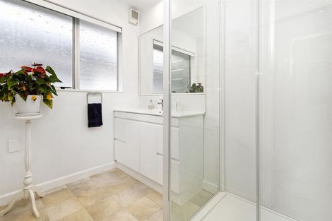 Photo of property in 8 Saint Aidans Way, Tawa, Wellington, 5028