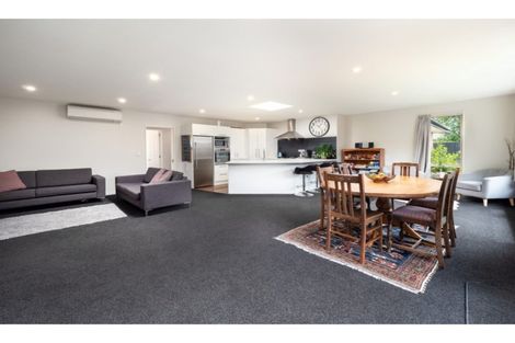 Photo of property in 92 Milns Road, Halswell, Christchurch, 8025