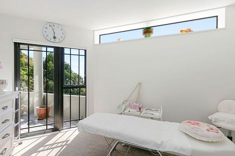 Photo of property in 3/79 Grafton Road, Roseneath, Wellington, 6011