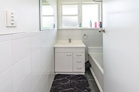 Photo of property in 90 Harper Street, Gonville, Whanganui, 4501