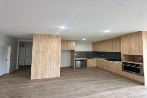 Photo of property in 2 Nikau Street, New Lynn, Auckland, 0600