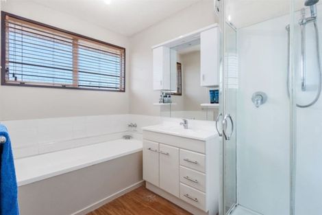 Photo of property in 263 Queenspark Drive, Parklands, Christchurch, 8083