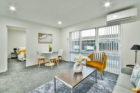 Photo of property in 1/12 Reagan Road, Manukau, Auckland, 2025