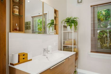 Photo of property in 1/139 Titirangi Road, New Lynn, Auckland, 0600