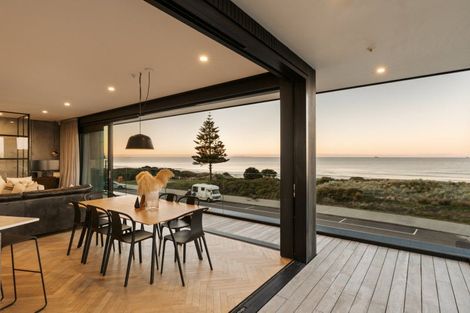 Photo of property in 212 Marine Parade, Mount Maunganui, 3116