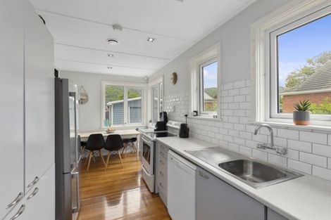 Photo of property in 25 Milne Crescent, Taita, Lower Hutt, 5011