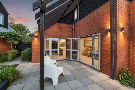 Photo of property in 87b Aikmans Road, Merivale, Christchurch, 8014