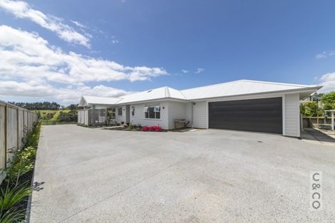 Photo of property in 4 York Terrace, Riverhead, 0820