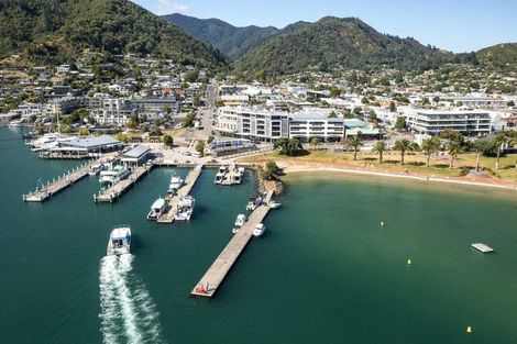 Photo of property in Oxleys Rock Apartments, 303/6 London Quay, Picton, 7220