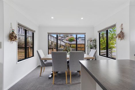 Photo of property in 14 Derbyshire Place, Dinsdale, Hamilton, 3204