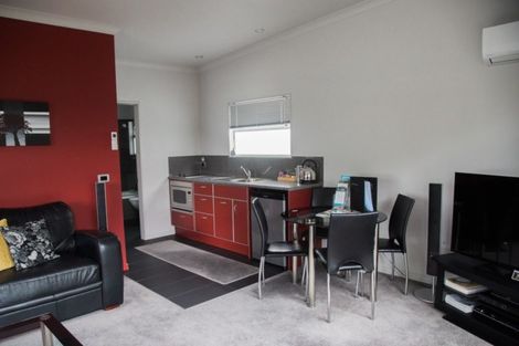 Photo of property in 24 Cologne Street, Martinborough, 5711