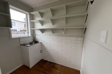 Photo of property in 12 Pauline Place, Bucklands Beach, Auckland, 2014