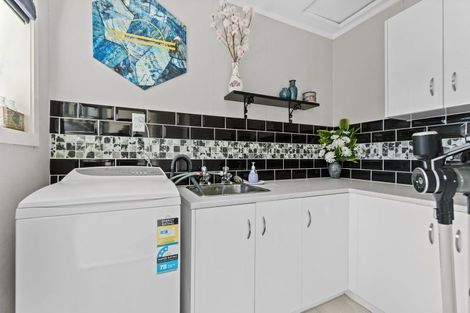 Photo of property in 26 Totara Drive, St Andrews, Hamilton, 3200