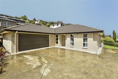 Photo of property in 28 Alexia Place, Flat Bush, Auckland, 2105