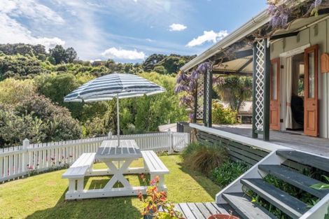 Photo of property in 12 Fleur Lane, Akaroa, 7520