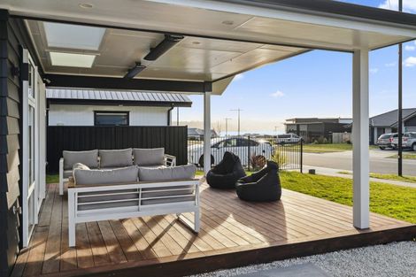 Photo of property in 34 Maunganamu Drive, Wharewaka, Taupo, 3330