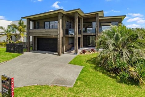 Photo of property in 72 Mangatawhiri Road, Omaha, Warkworth, 0986
