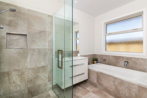 Photo of property in 11 Raupo Crescent, Wharewaka, Taupo, 3330