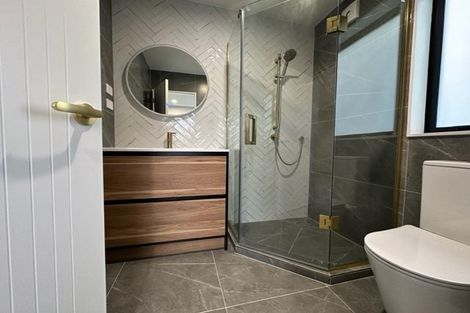 Photo of property in 8d Ringwood Street, Torbay, Auckland, 0630