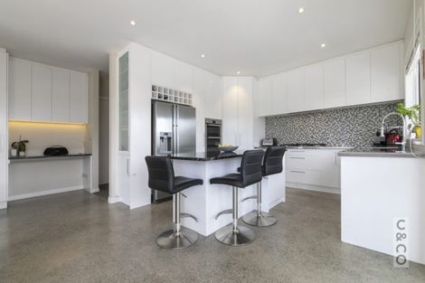 Photo of property in 4 York Terrace, Riverhead, 0820