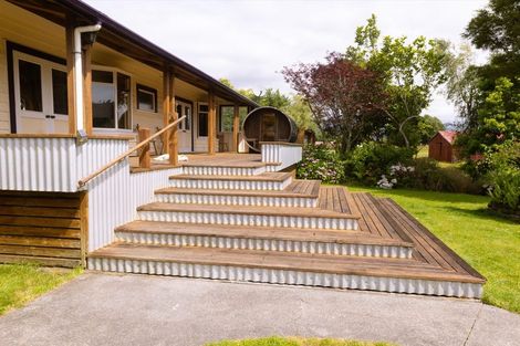Photo of property in 327 Wanganui Flat Road, Harihari, 7884