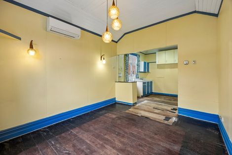 Photo of property in 8 Kellas Street, Macandrew Bay, Dunedin, 9014
