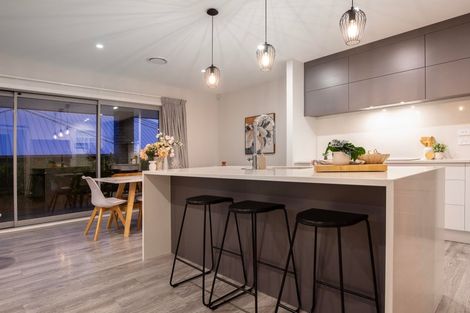 Photo of property in 49 Waitaria Terrace, Aotea, Porirua, 5024