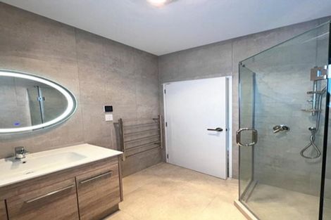 Photo of property in 40 Holcroft Street, Papakura, 2110