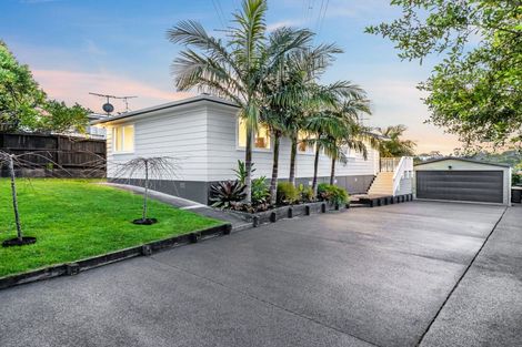 Photo of property in 26 Arlette Place, Massey, Auckland, 0614