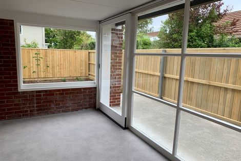 Photo of property in 7 Straven Road, Riccarton, Christchurch, 8011