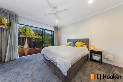 Photo of property in 27 Girvan Terrace, Wattle Downs, Auckland, 2103