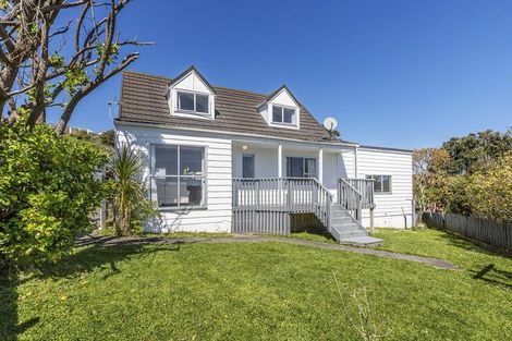 Photo of property in 11 Adventure Drive, Whitby, Porirua, 5024