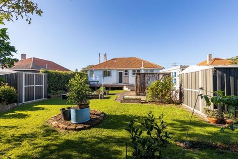 Photo of property in 41 Seymour Street, Waitara, 4320