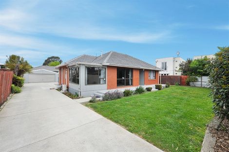 Photo of property in 50 Nursery Road, Phillipstown, Christchurch, 8011
