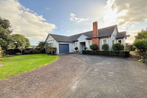 Photo of property in 25 Beach Road, Pahurehure, Papakura, 2113