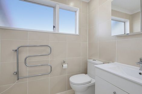 Photo of property in 1/163 Rongotai Road, Rongotai, Wellington, 6022