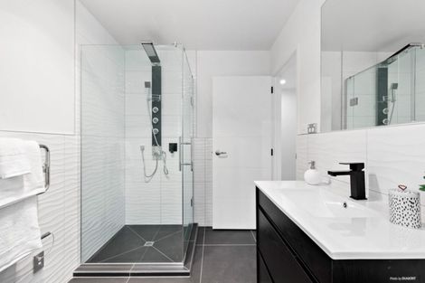 Photo of property in 77 Valley Road, Pukekohe, 2120