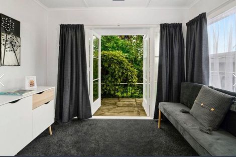 Photo of property in 6 Wharenui Road, Owhata, Rotorua, 3010