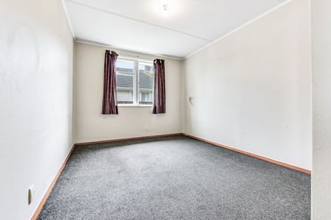 Photo of property in 14 Yeats Crescent, Fairfield, Hamilton, 3214